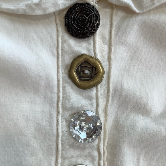 NEON BUDDHA Cream Ruffle Cardigan Ornamental Buttons Size S - Picture 8 of 15